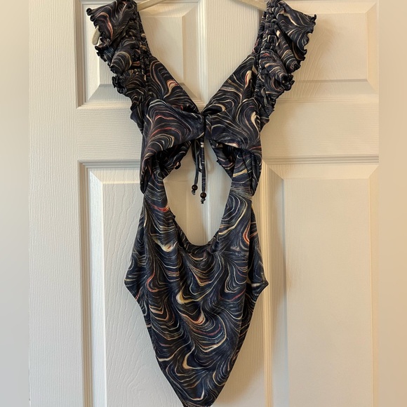 Sea NY Women’s Amara cutout One Piece, Multi color, sample size S/4 - Picture 8 of 14